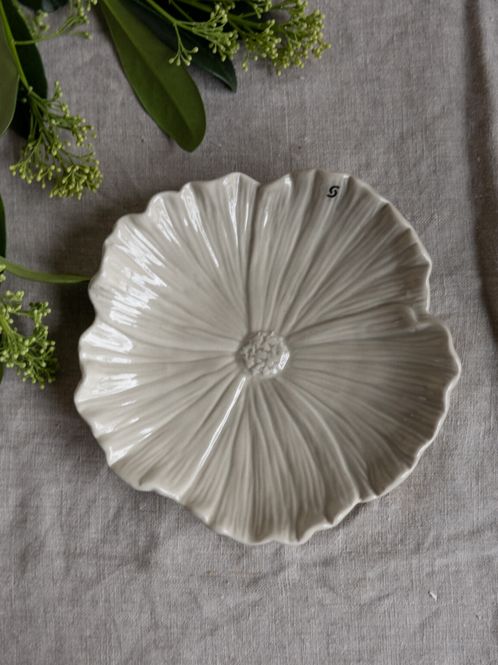 Hovedbilde Blomster Fat Beige 15cm