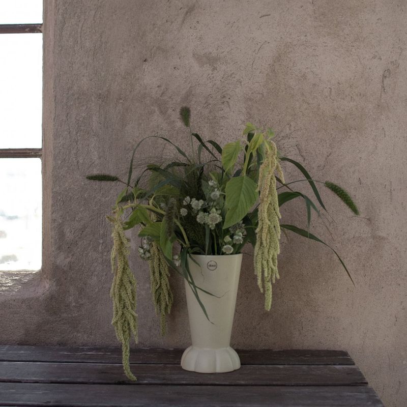 Flora vase